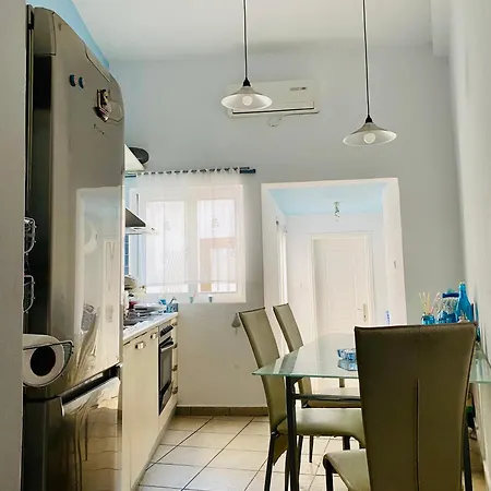 Traditional Townhouse Ermoupoli